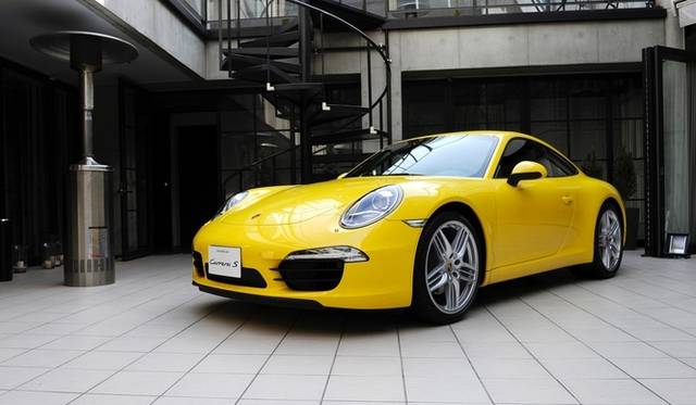 <strong>Porsche 911 Carrera S｜ポルシェ911カレラS</strong>
