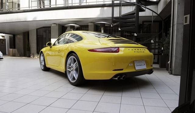 <strong>Porsche 911 Carrera S｜ポルシェ911カレラS</strong>