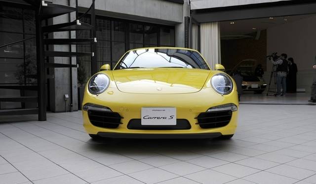 <strong>Porsche 911 Carrera S｜ポルシェ911カレラS</strong>
