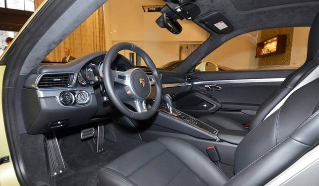 <strong>Porsche 911 Carrera S｜ポルシェ911カレラS</strong>