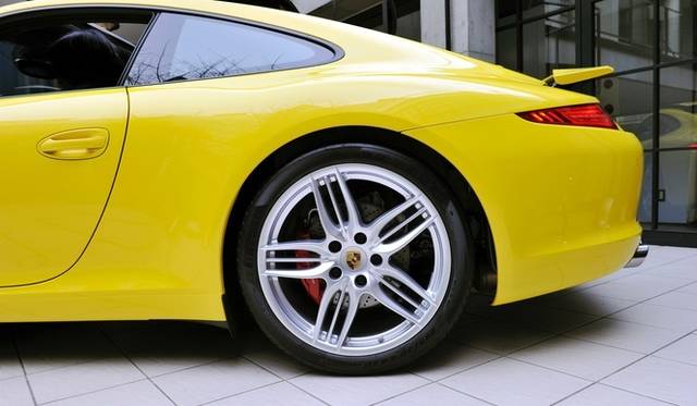 <strong>Porsche 911 Carrera S｜ポルシェ911カレラS</strong>