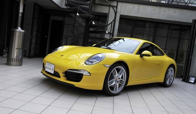<strong>Porsche 911 Carrera S｜ポルシェ911カレラS</strong>
