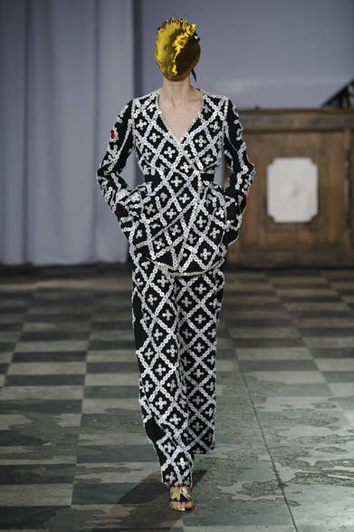 <strong>MAISON MARTIN MARGIELA｜メゾン マルタン マルジェラ</strong>　 2012年春夏オートクチュールコレクション　