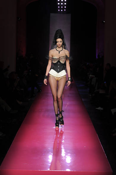 <strong>GAULTIER PARIS｜ゴルチエ パリ</strong>　2012年春夏オートクチュールコレクション