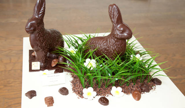 <strong>PIERRE HERMÉ PARIS│ピエール・エルメ・パリ</strong>　原美術館でフランスの伝統的な復活祭“パック”を体験！