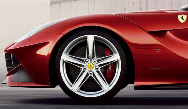 <strong>Ferrari F12 Berlinetta｜フェラーリF12ベルリネッタ</strong>