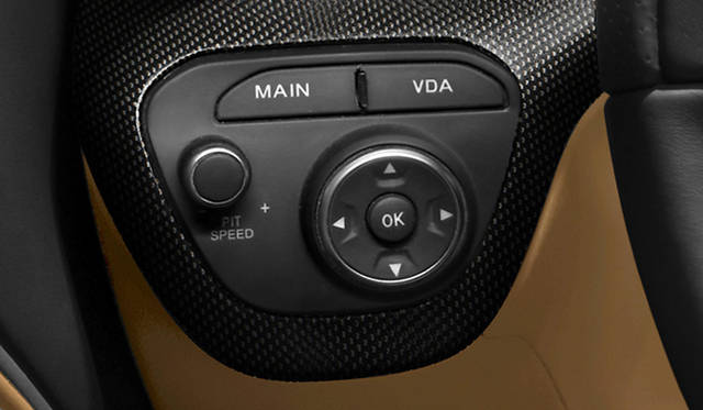 <strong>Ferrari F12 Berlinetta｜フェラーリF12ベルリネッタ</strong>