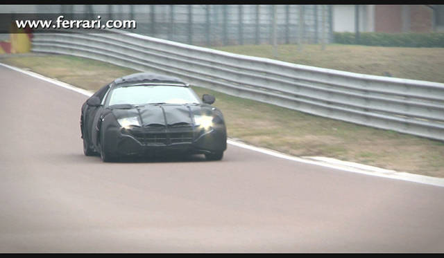 <strong>Ferrari F12 Berlinetta｜フェラーリF12ベルリネッタ</strong>