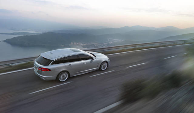 <strong>Jaguar XF Sportbrake｜ジャガー XFスポーツブレイク</strong>