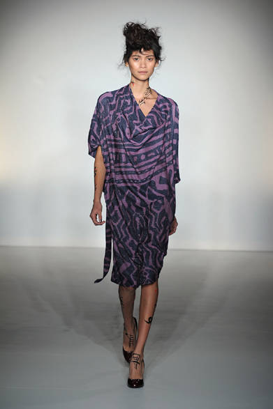 <strong>Vivienne Westwood RED LABEL｜ヴィヴィアンウエストウッド レッドレーベル</strong>　2012-13年秋冬コレクション速報