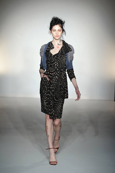 <strong>Vivienne Westwood RED LABEL｜ヴィヴィアンウエストウッド レッドレーベル</strong>　2012-13年秋冬コレクション速報