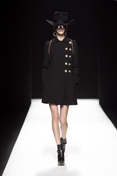 <strong>MOSCHINO｜モスキーノ</strong>　2012-13年秋冬コレクション速報