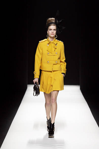 <strong>MOSCHINO｜モスキーノ</strong>　2012-13年秋冬コレクション速報