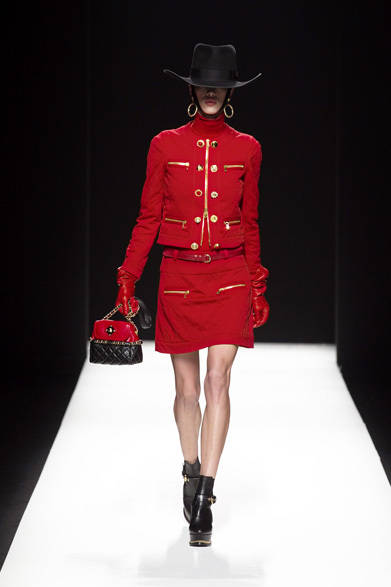<strong>MOSCHINO｜モスキーノ</strong>　2012-13年秋冬コレクション速報