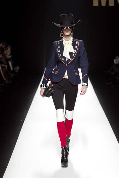 <strong>MOSCHINO｜モスキーノ</strong>　2012-13年秋冬コレクション速報