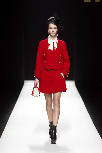 <strong>MOSCHINO｜モスキーノ</strong>　2012-13年秋冬コレクション速報