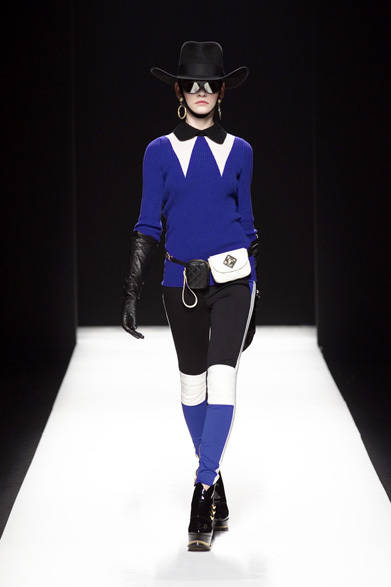 <strong>MOSCHINO｜モスキーノ</strong>　2012-13年秋冬コレクション速報