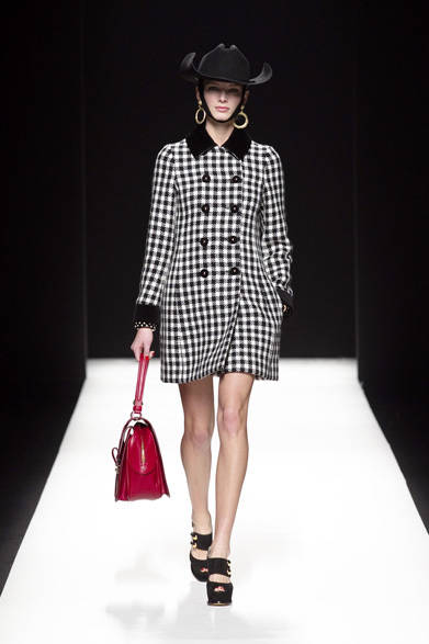 <strong>MOSCHINO｜モスキーノ</strong>　2012-13年秋冬コレクション速報