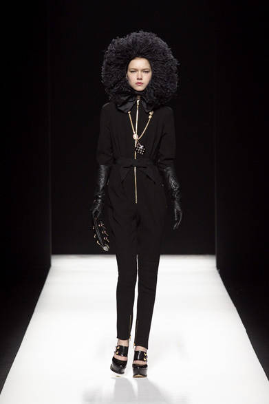 <strong>MOSCHINO｜モスキーノ</strong>　2012-13年秋冬コレクション速報