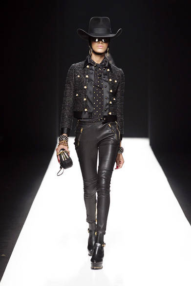 <strong>MOSCHINO｜モスキーノ</strong>　2012-13年秋冬コレクション速報