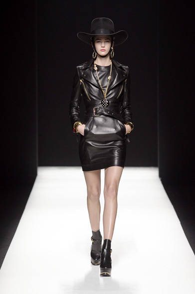 <strong>MOSCHINO｜モスキーノ</strong>　2012-13年秋冬コレクション速報