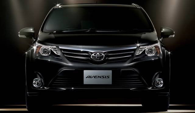 <strong>トヨタ アベンシス│TOYOTA AVENSIS</strong>
