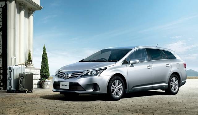<strong>トヨタ アベンシス│TOYOTA AVENSIS</strong>