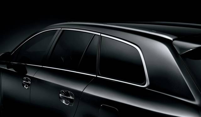 <strong>トヨタ アベンシス│TOYOTA AVENSIS</strong>