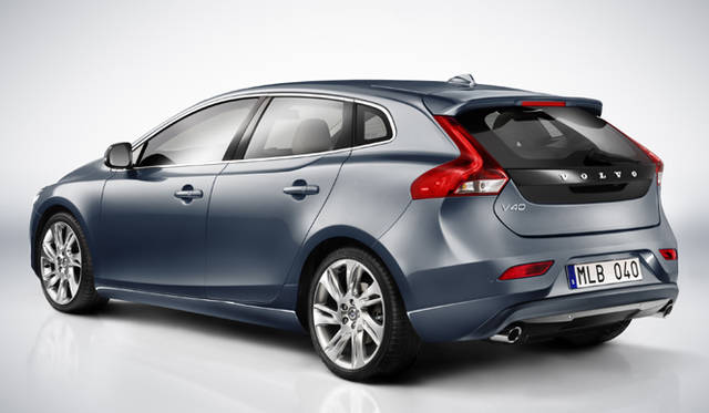 <strong>Volvo V40｜ボルボ V40</strong>