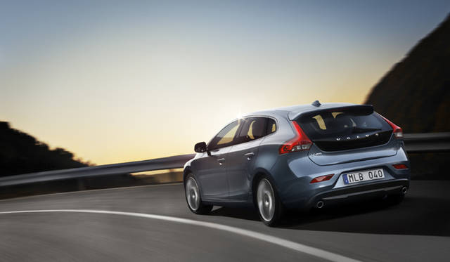 <strong>Volvo V40｜ボルボ V40</strong>