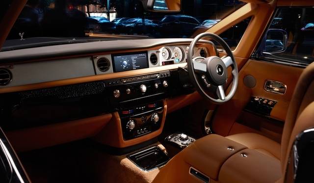 026_rolls-royce_phantom-II_coupe <strong>Rolls-Royce Phantom Coupe series II|ロールス ロイス・ファントム クーペ シリーズII</strong>