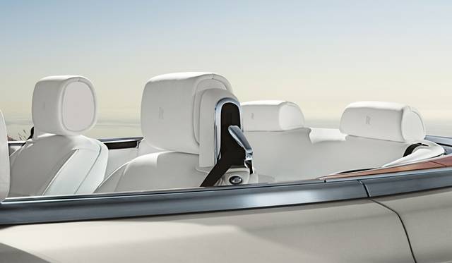 039_rolls-royce_phantom-II_dhc <strong>Rolls-Royce Phantom Drop Head Coupe series II|ロールス ロイス・ファントム ドロップ・ヘッド・クーペ シリーズII</strong>