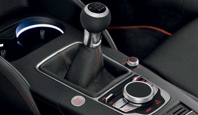 <strong>Audi A3｜アウディ A3</strong>