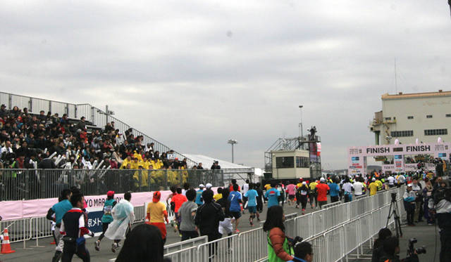 <strong>松浦俊夫、「東京マラソン2012」完走！　振り返る、チャレンジの軌跡</strong>　