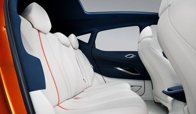 <strong>Nissan Invitation｜日産インビテーション</strong>