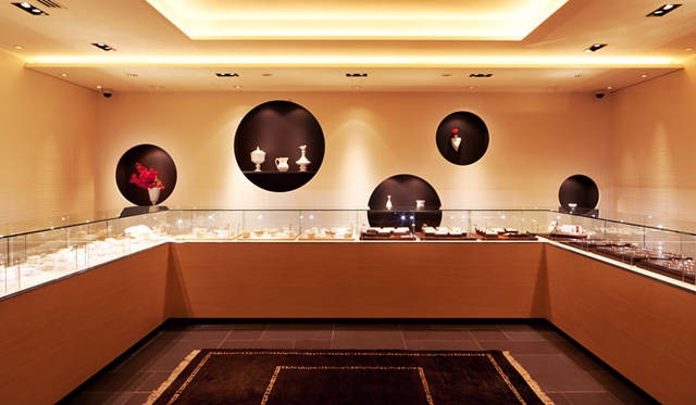 <strong>ENUOVE｜イノーヴェ</strong>　『ENUOVE銀座本店』　地下1階「Desserts（デザート）」