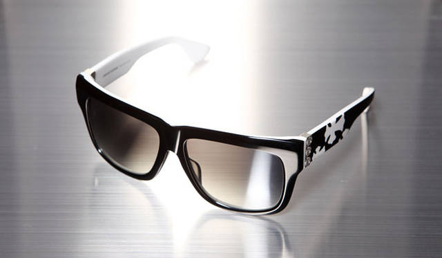 <strong>CHROME HEARTS｜クロムハーツ</strong>　モデル「SLHORE（スロアー）」 12万750円