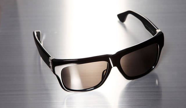 <strong>CHROME HEARTS｜クロムハーツ</strong>　モデル「SLHORE（スロアー）」 9万2400円