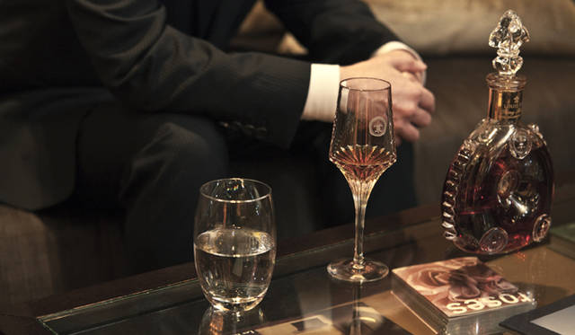 <strong>LOUIS XIII｜ルイ13世</strong> アンバサダー、吉田修一さん