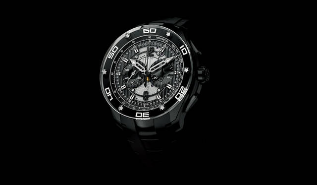 <strong>ROGER DUBUIS｜ロジェ・デュブイ</strong> 「パルジョン クロノグラフ ブラックチタン」 348万6000円（予価）、今冬発売予定。
