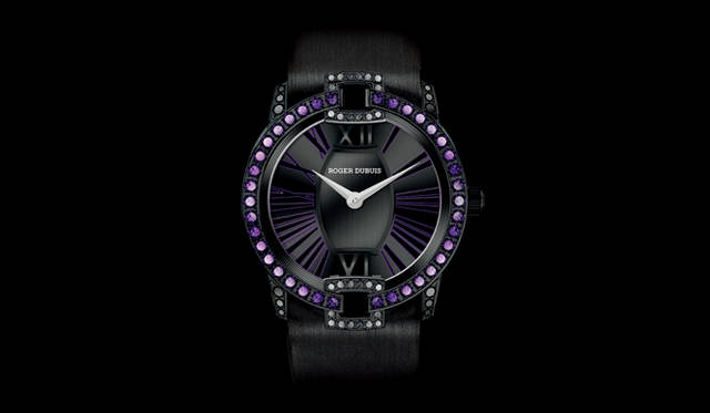 <strong>ROGER DUBUIS｜ロジェ・デュブイ</strong> 「ベルベット」 348万6000円（予価）、今夏発売予定。