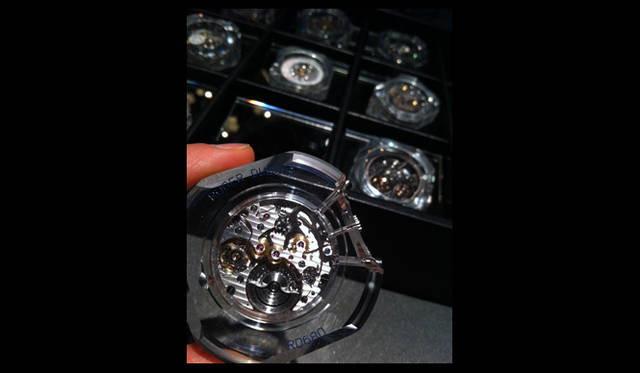 <strong>ROGER DUBUIS｜ロジェ・デュブイ</strong> 数かずの自社製ムーブメント。