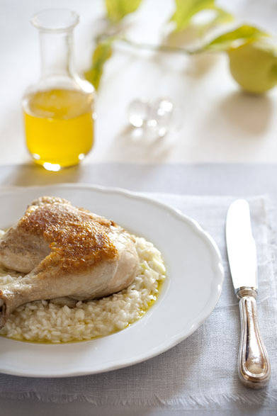 松嶋啓介シェフによるレシピ「鶏のリゾットポロネギとレモンフレーバのオリーブオイル(リグーリア州の郷土料理)」