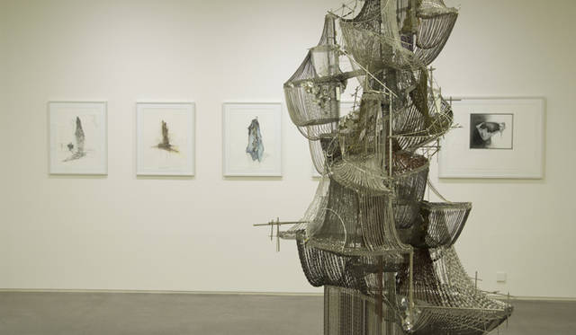 <strong>東アジアが世界のアートシーンを左右する</strong>　<strong>PKM TRINITY GALLERY</strong>　Lee Bul, Installation view of solo exhibition at PKM TRINITY GALLERY, 2010. Courtesy PKM TRINITY GALLERY | Bartleby Bickle & Meursault. 