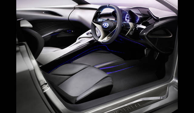 <strong>Infiniti Emerg-e｜インフィニティ エマージ</strong>