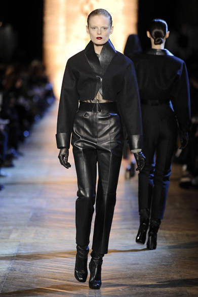 <strong>YVES SAINT LAURENT｜イヴ・サンローラン</strong>　2012-13年秋冬コレクション速報