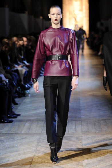 <strong>YVES SAINT LAURENT｜イヴ・サンローラン</strong>　2012-13年秋冬コレクション速報