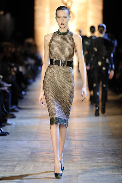 <strong>YVES SAINT LAURENT｜イヴ・サンローラン</strong>　2012-13年秋冬コレクション速報