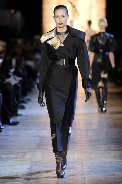 <strong>YVES SAINT LAURENT｜イヴ・サンローラン</strong>　2012-13年秋冬コレクション速報