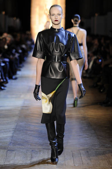 <strong>YVES SAINT LAURENT｜イヴ・サンローラン</strong>　2012-13年秋冬コレクション速報